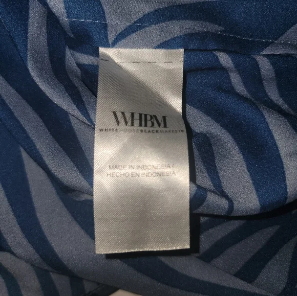 White House Black Market Top Size M Blues - Picture 9 of 12